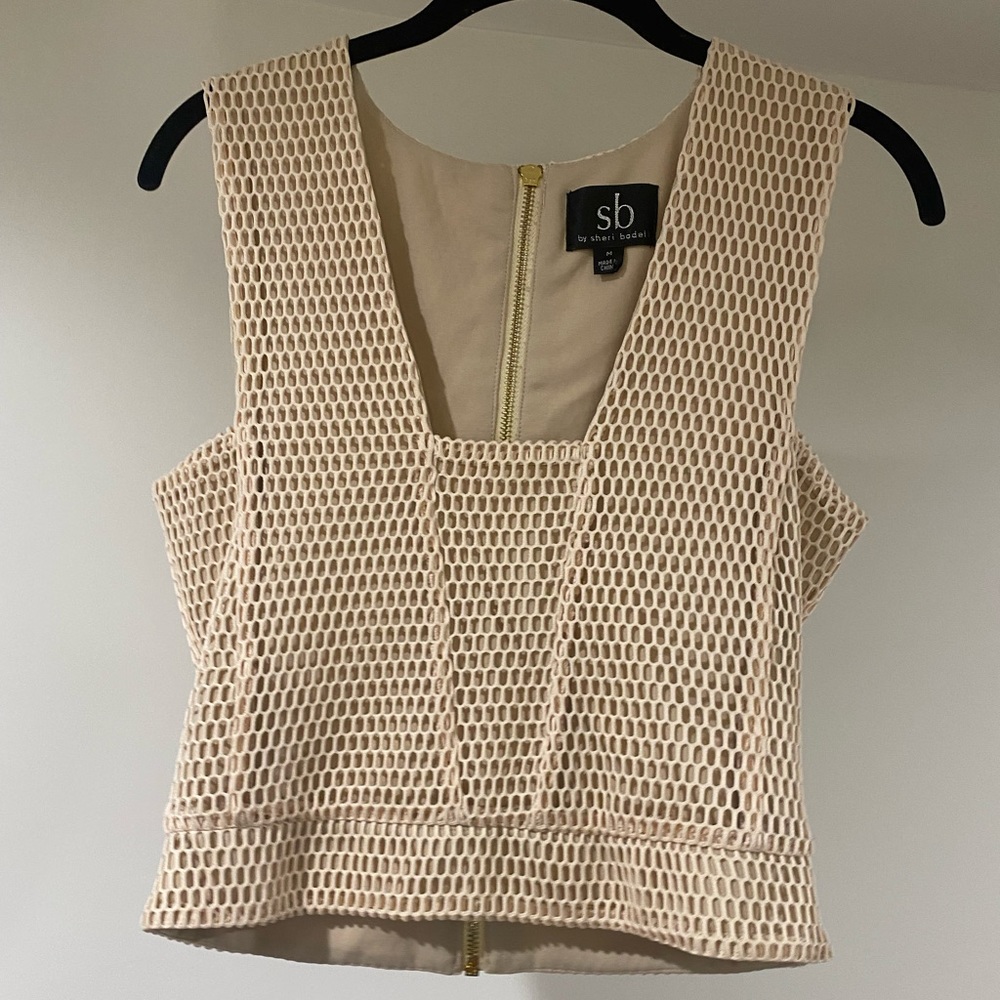 Sheri Bodell Crop top